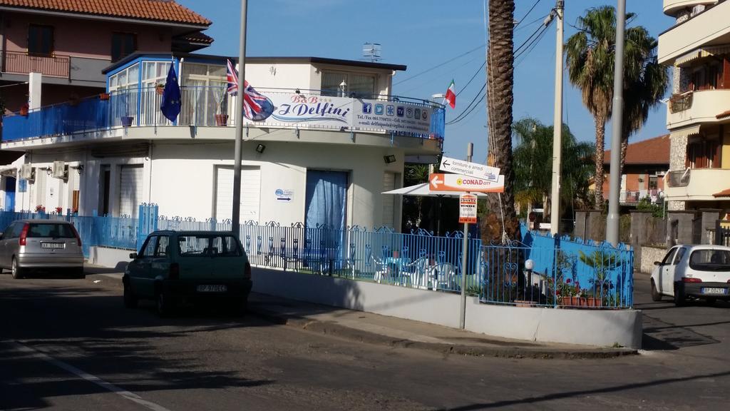 לינה וארוחת בוקר מסקלי Beb I Delfini Di Casa Paola מראה חיצוני תמונה