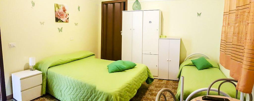 לינה וארוחת בוקר מסקלי Beb I Delfini Di Casa Paola מראה חיצוני תמונה