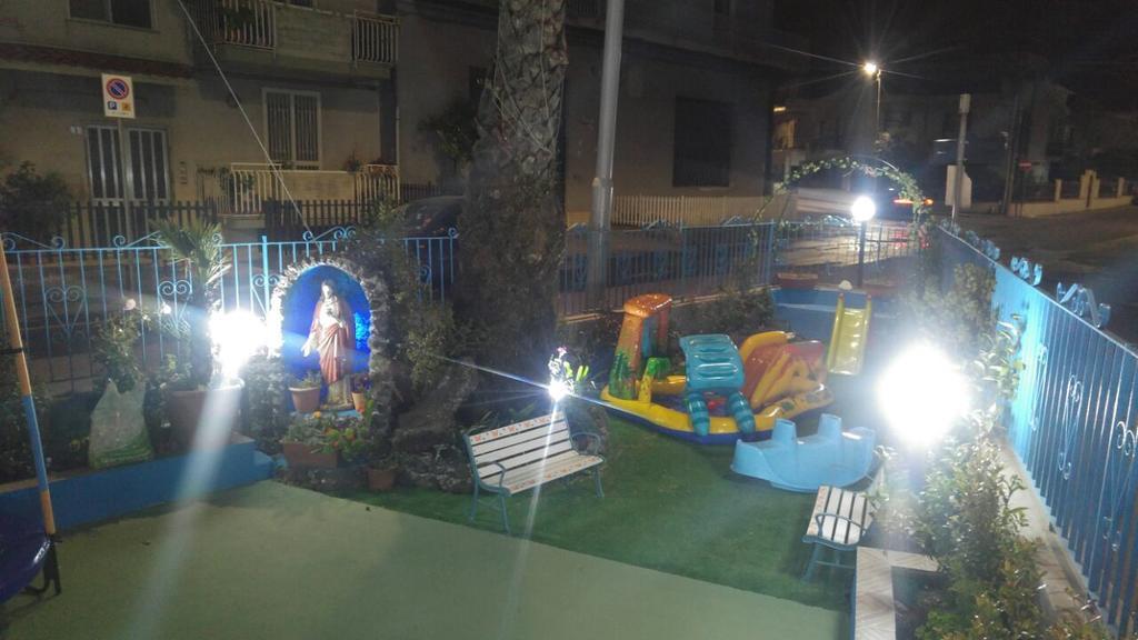 לינה וארוחת בוקר מסקלי Beb I Delfini Di Casa Paola מראה חיצוני תמונה